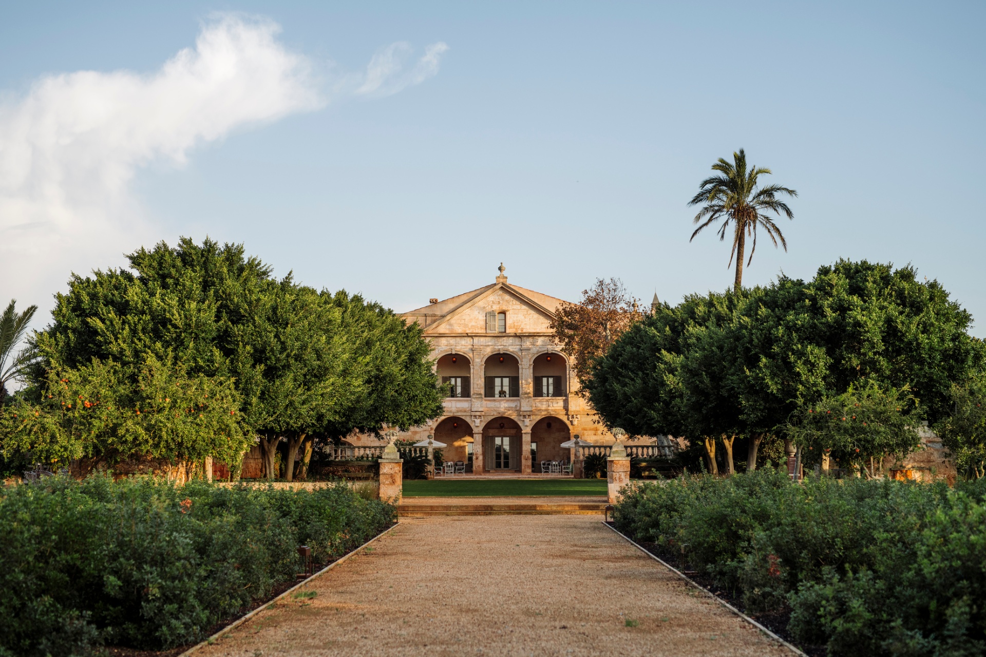 A Kaer estate at golden hour
